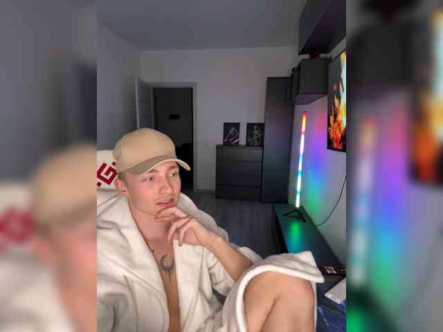 Artur-Scott Artur-Scott