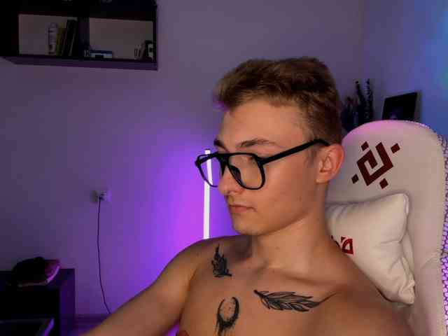 Artur-Scott Artur-Scott