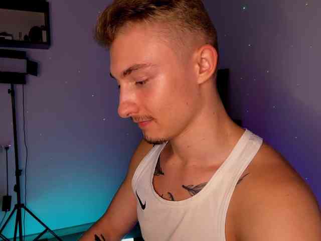 Artur-Scott