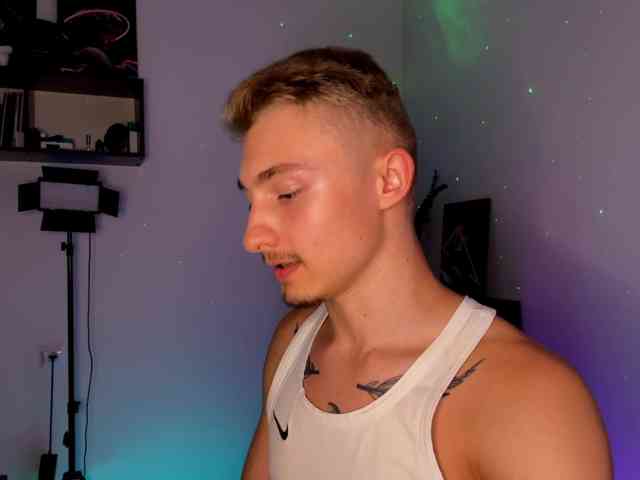 Artur-Scott