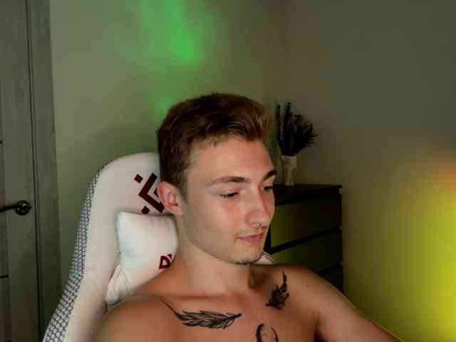 Artur-Scott Artur-Scott