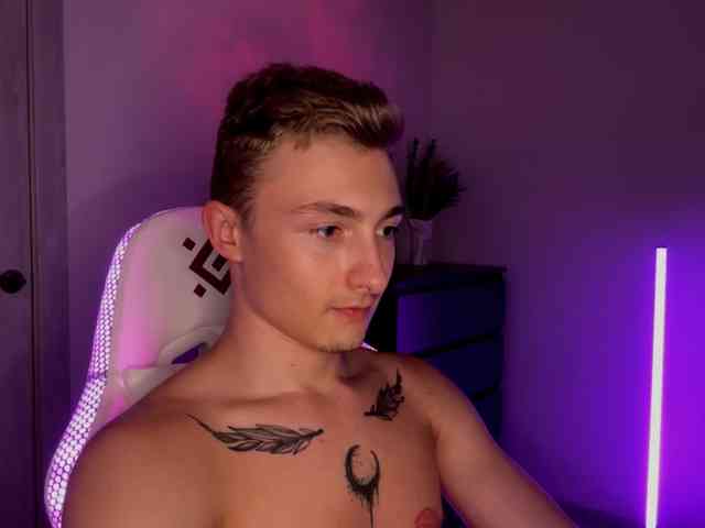 Artur-Scott Artur-Scott