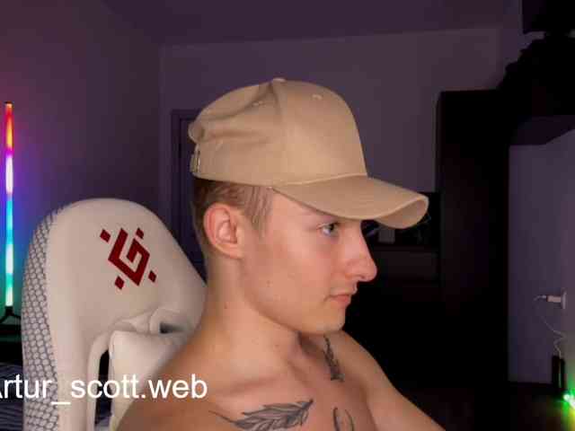 Artur-Scott Artur-Scott