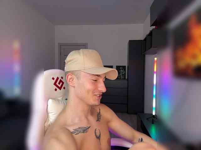 Artur-Scott Artur-Scott