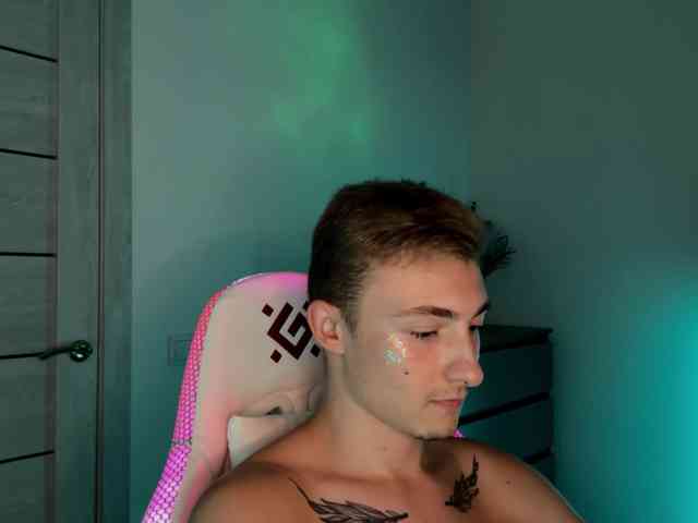 Artur-Scott Artur-Scott