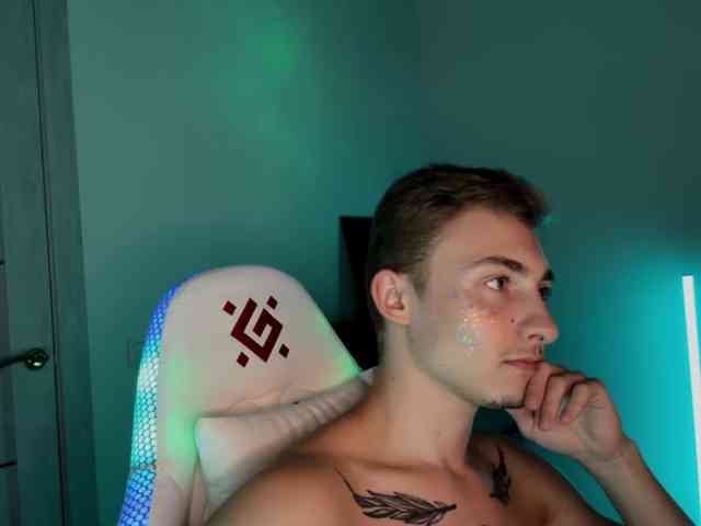 Artur-Scott Artur-Scott