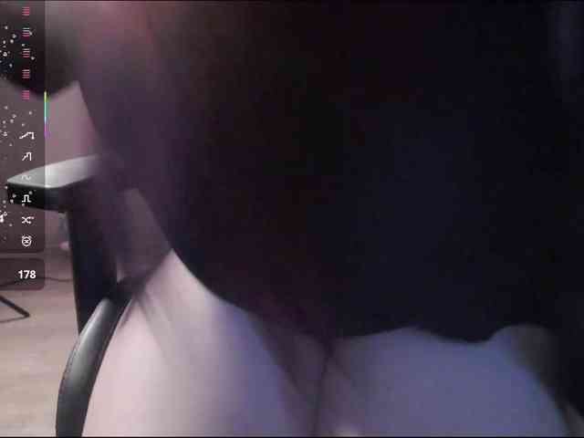 IamLera2005 webcam