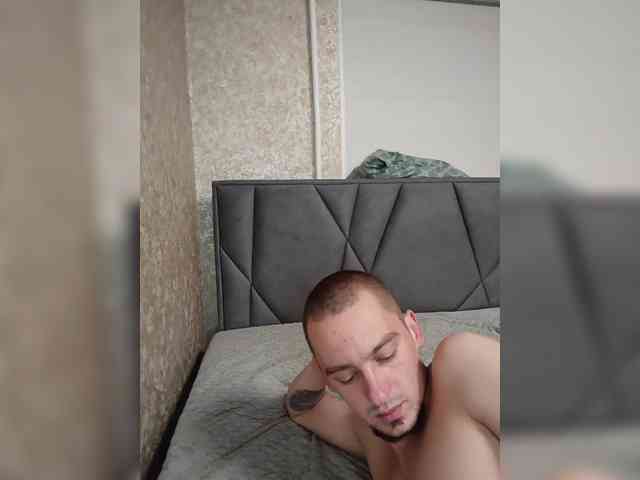 AngelokFromUkrai... Live Webcam on BongaCams