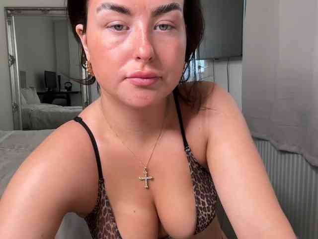 naughtystephh webcam