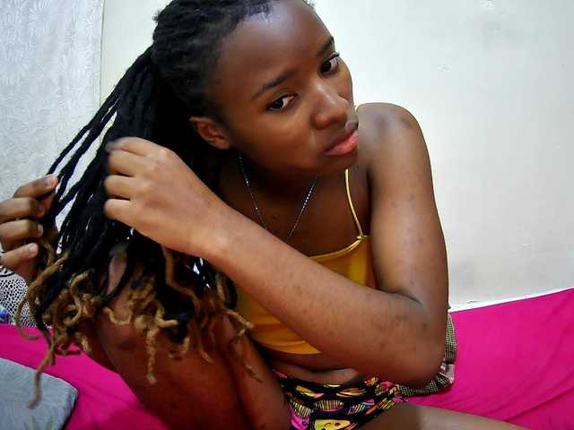 petite-tasha's BongaCams show and profile