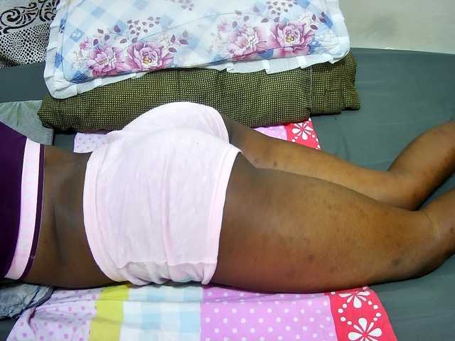 petite-tasha's BongaCams show and profile