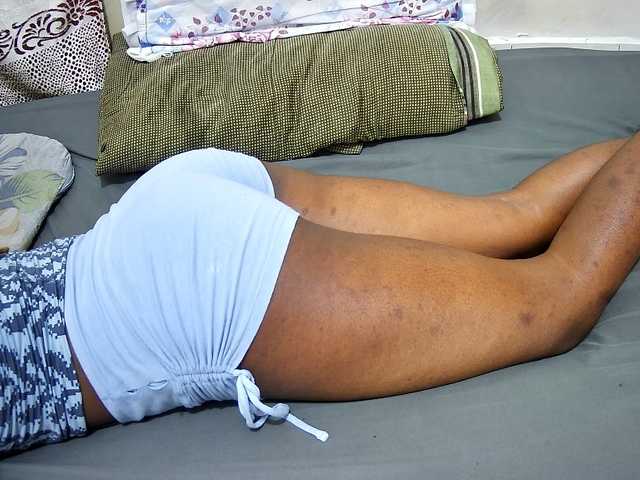 petite-tasha's BongaCams show and profile