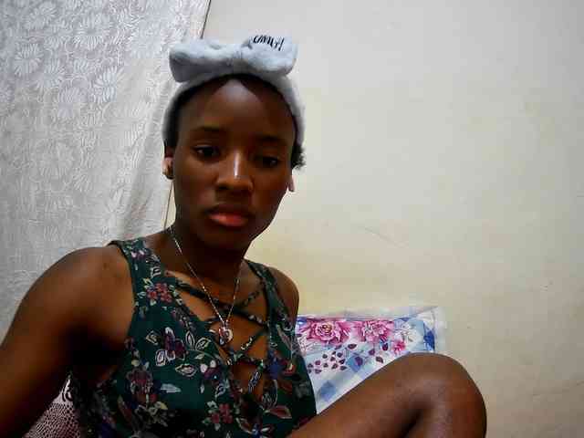 petite-tasha webcam