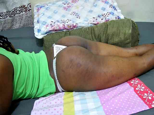 petite-tasha petite-tasha