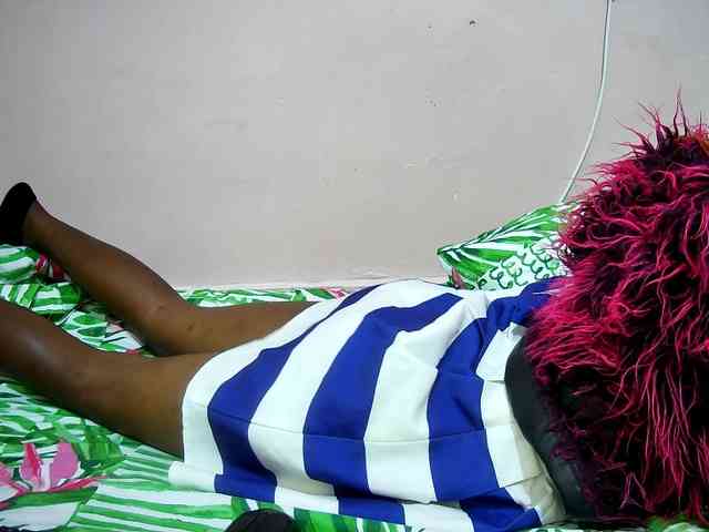 petite-tasha webcam