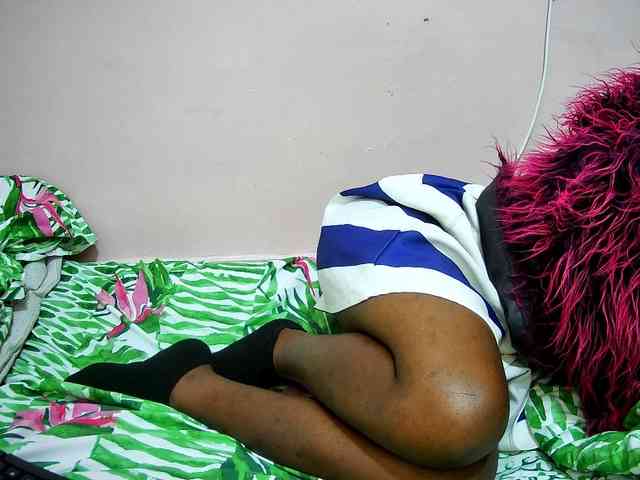 petite-tasha webcam