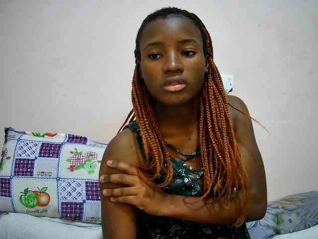 petite-tasha webcam