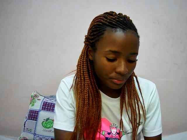 petite-tasha webcam