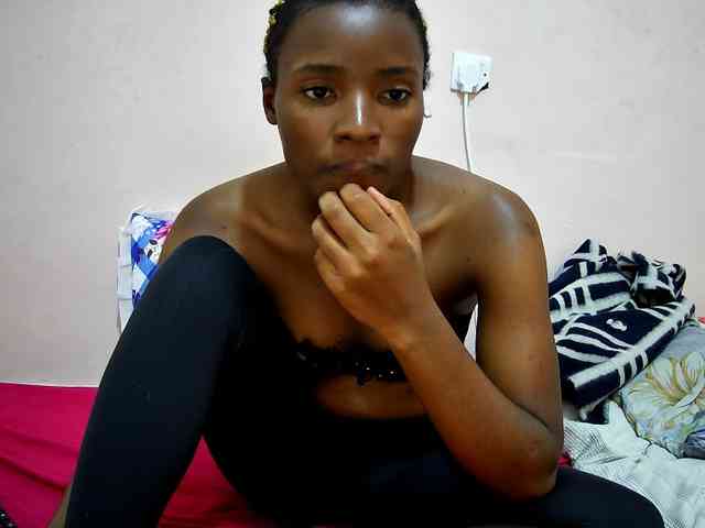 petite-tasha webcam