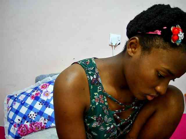 petite-tasha webcam