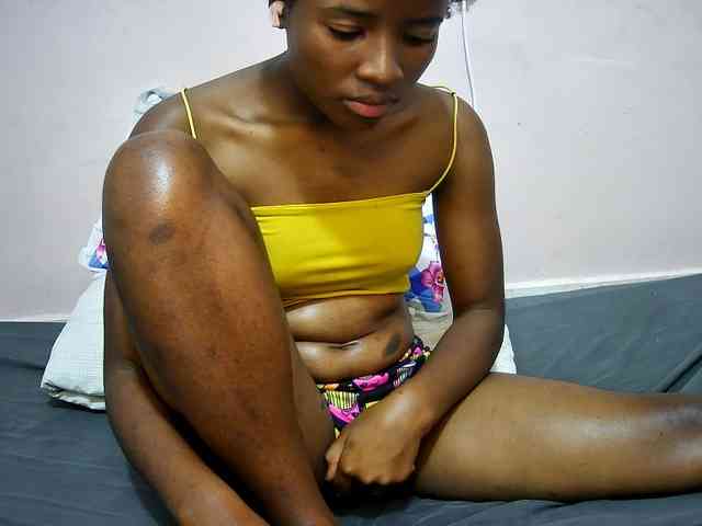petite-tasha webcam