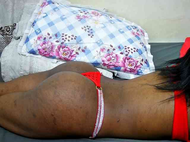 petite-tasha webcam