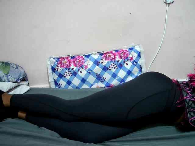 petite-tasha webcam