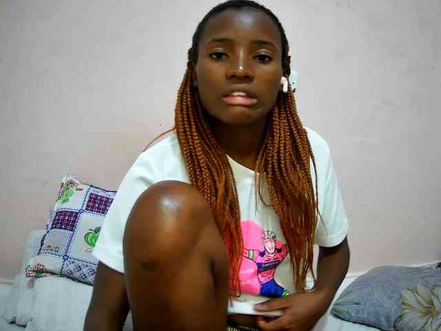petite-tasha webcam