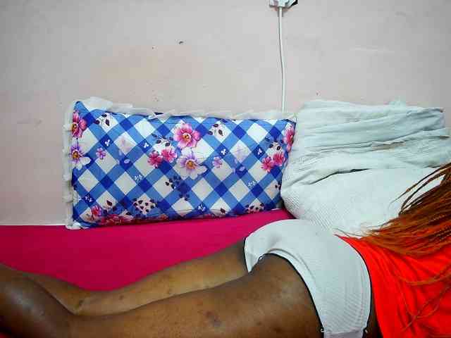 petite-tasha webcam