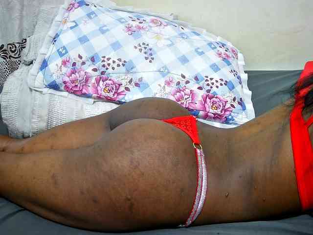 petite-tasha webcam