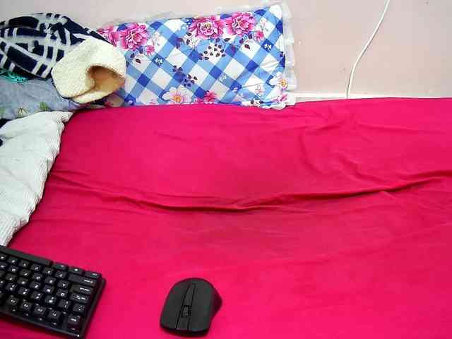 petite-tasha webcam