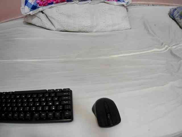 petite-tasha webcam