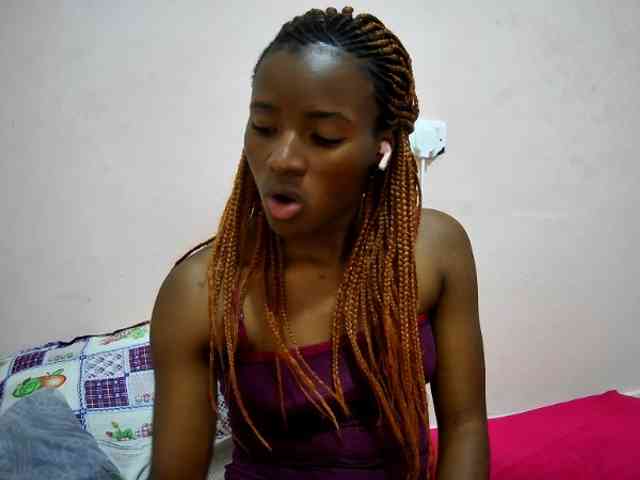petite-tasha webcam