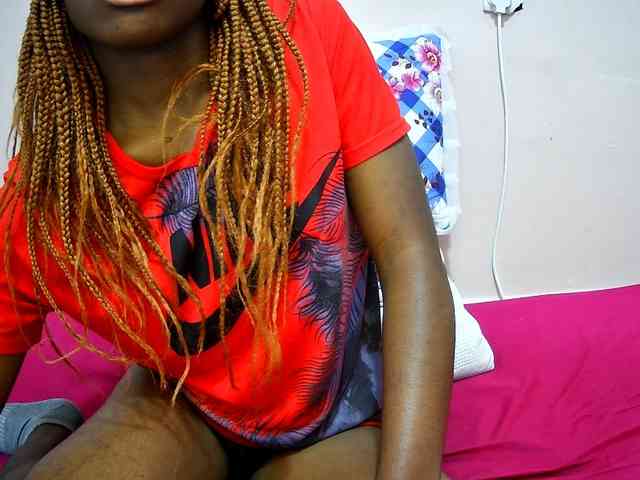 petite-tasha webcam