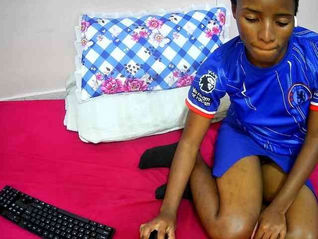 petite-tasha webcam