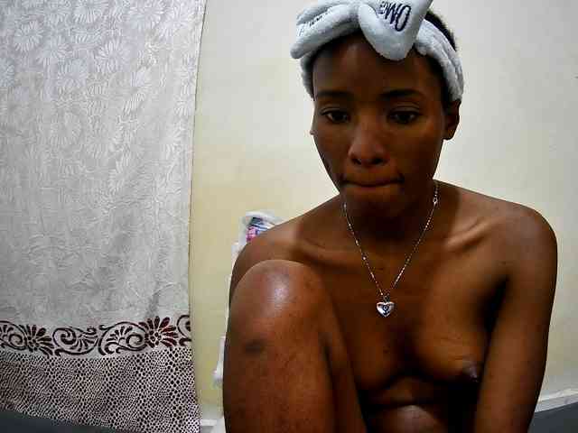 petite-tasha webcam