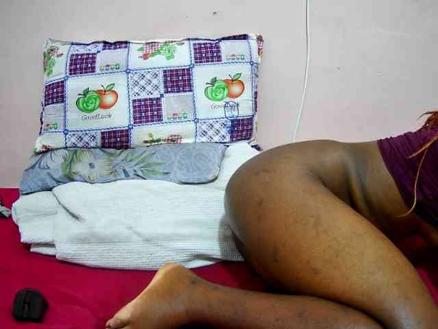 petite-tasha webcam