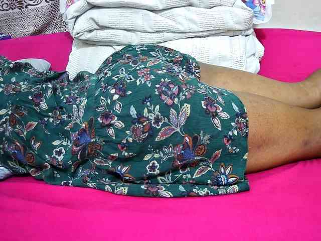 petite-tasha webcam