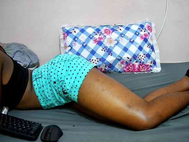 petite-tasha webcam