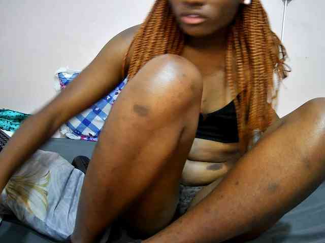 petite-tasha webcam
