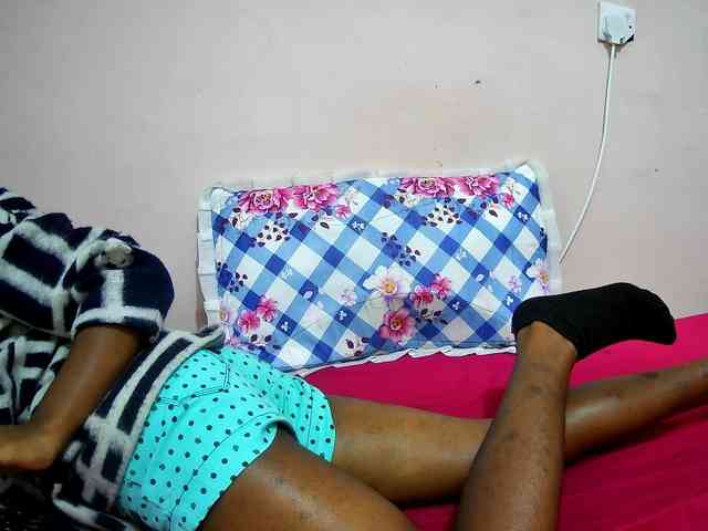 petite-tasha webcam