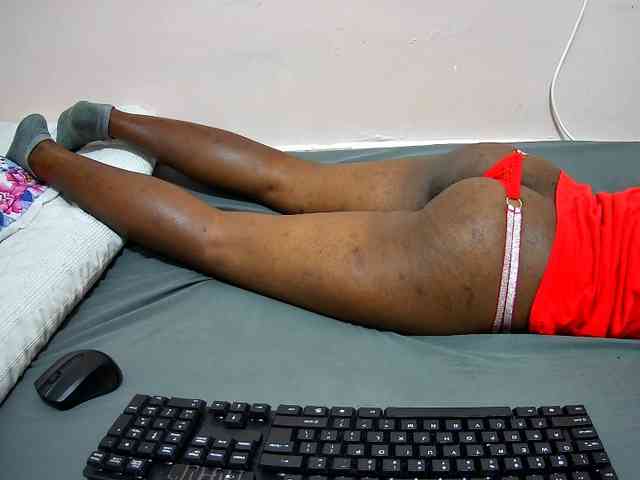 petite-tasha webcam