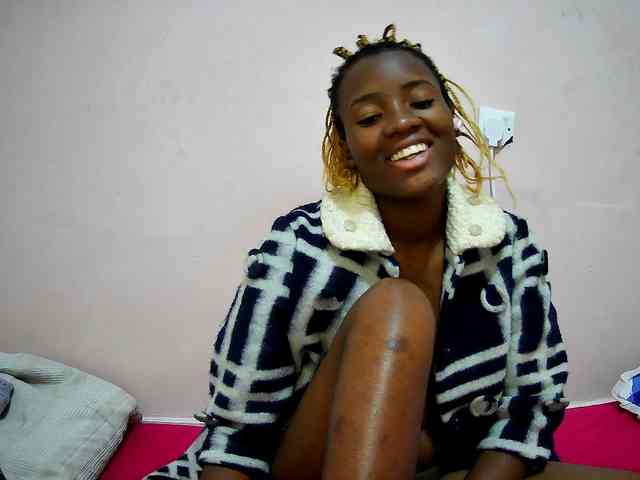 petite-tasha webcam