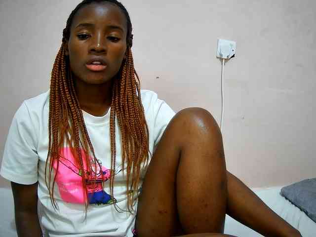 petite-tasha webcam
