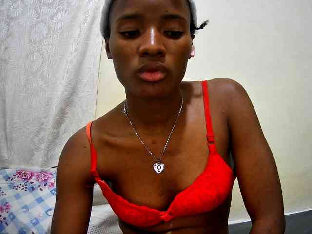 petite-tasha webcam