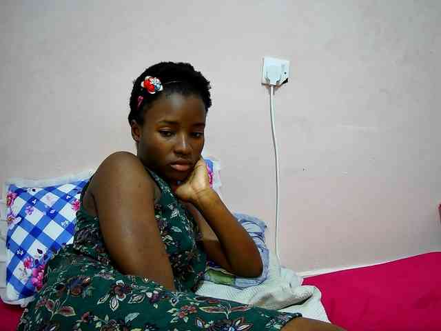 petite-tasha webcam