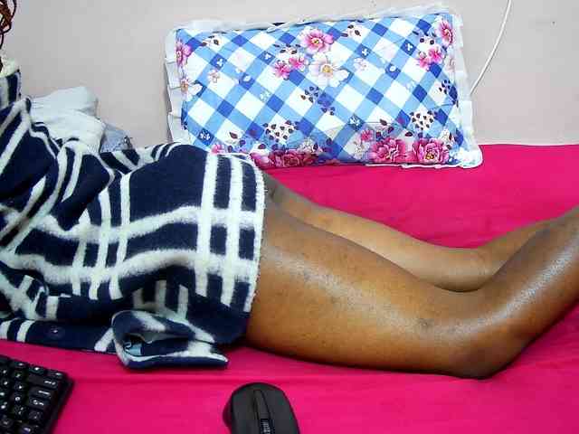 petite-tasha webcam