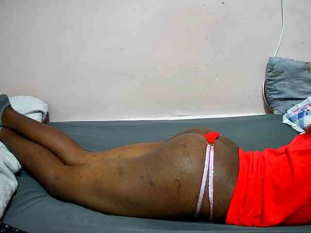 petite-tasha webcam