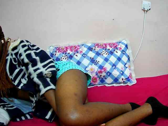 petite-tasha webcam