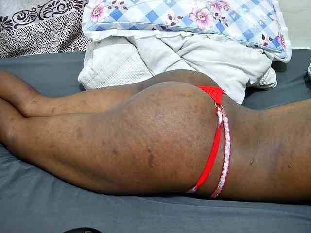 petite-tasha webcam